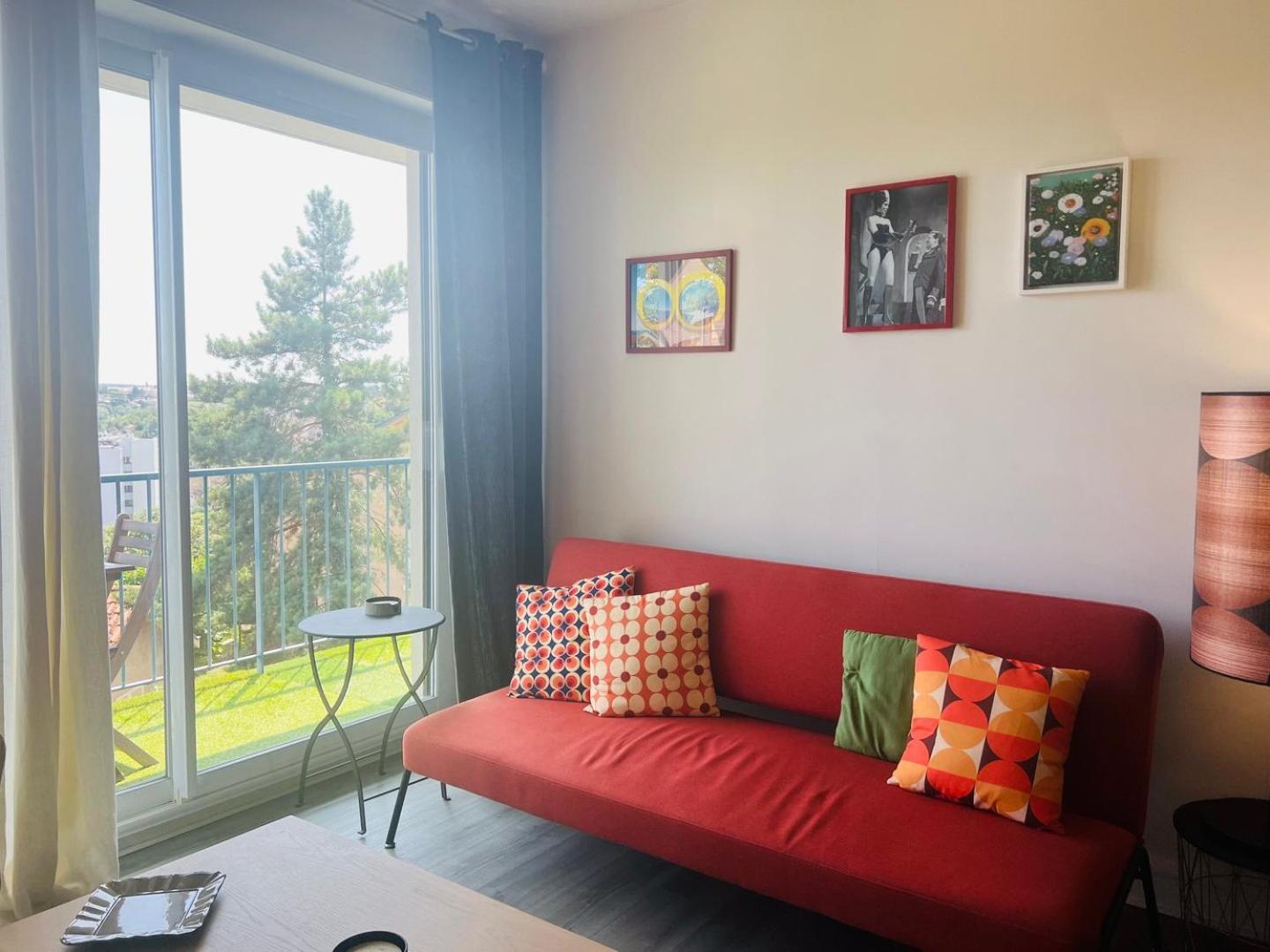 Le Retro - Splendide Appartement Poitiers Exterior photo