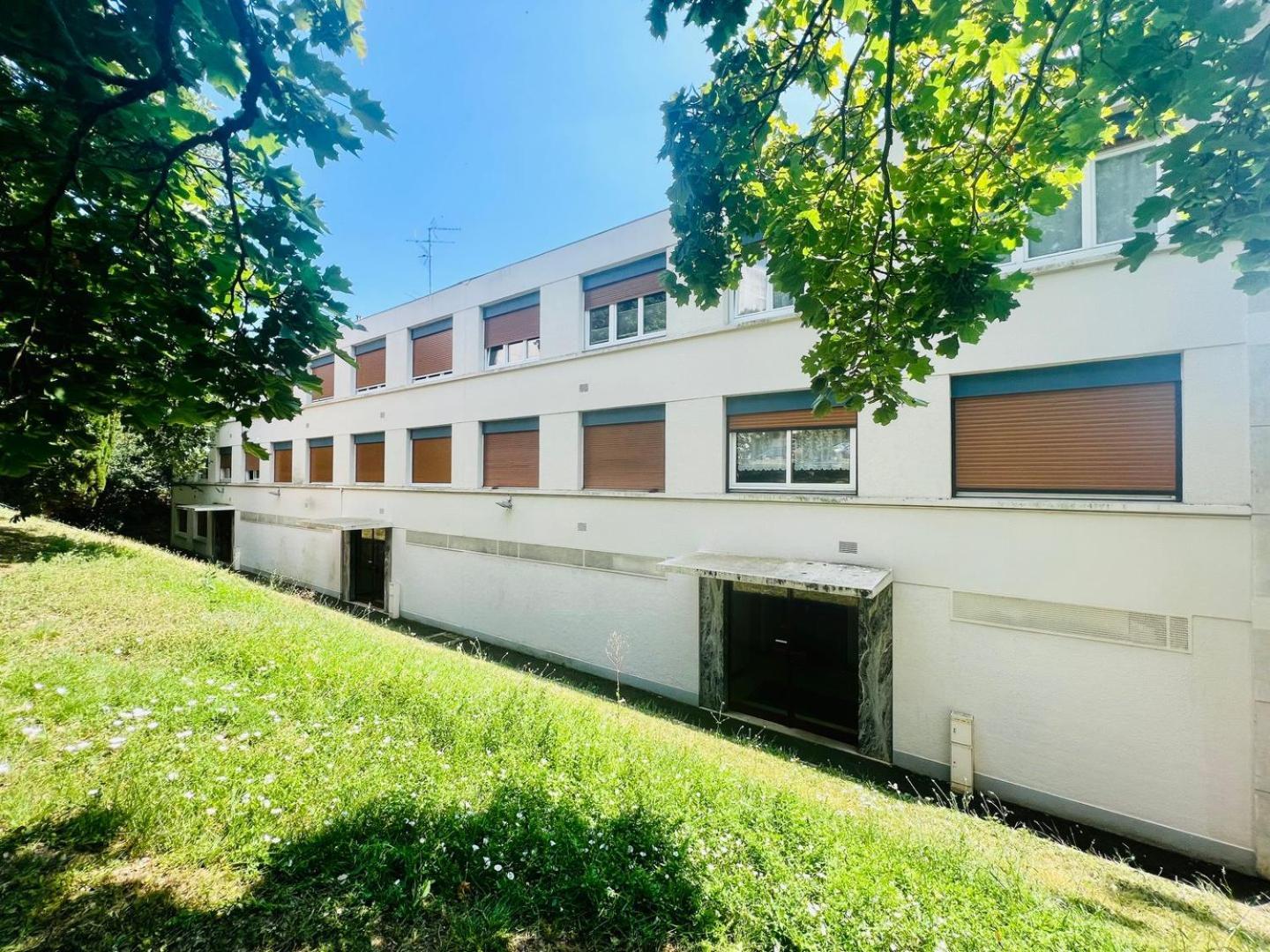 Le Retro - Splendide Appartement Poitiers Exterior photo